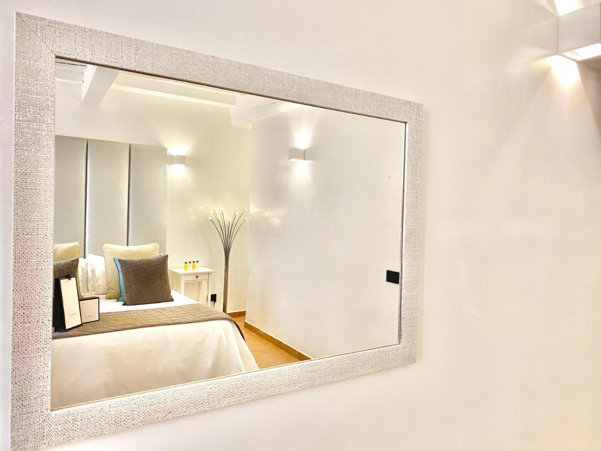 רומא Palace Fontana Di Trevi Apartments מראה חיצוני תמונה