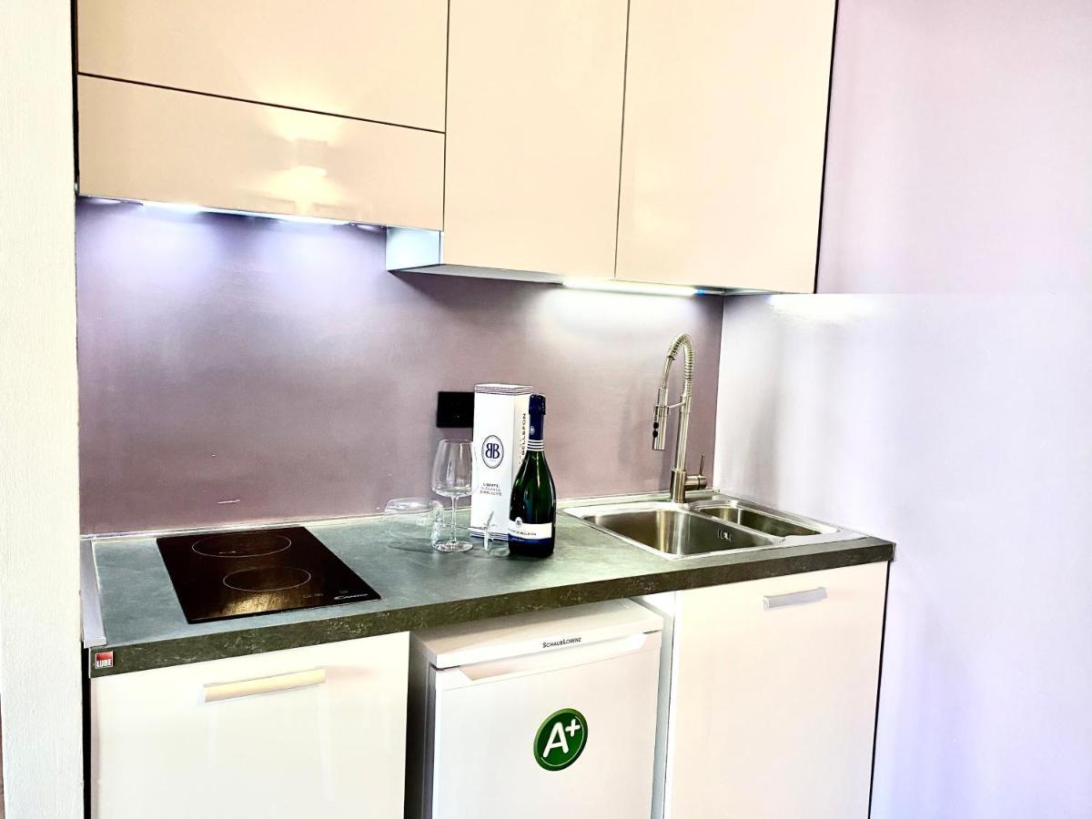 רומא Palace Fontana Di Trevi Apartments מראה חיצוני תמונה