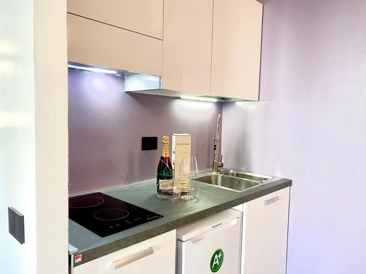 רומא Palace Fontana Di Trevi Apartments מראה חיצוני תמונה