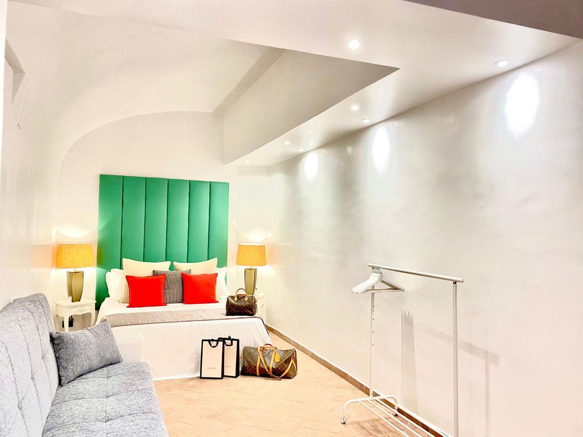 רומא Palace Fontana Di Trevi Apartments מראה חיצוני תמונה